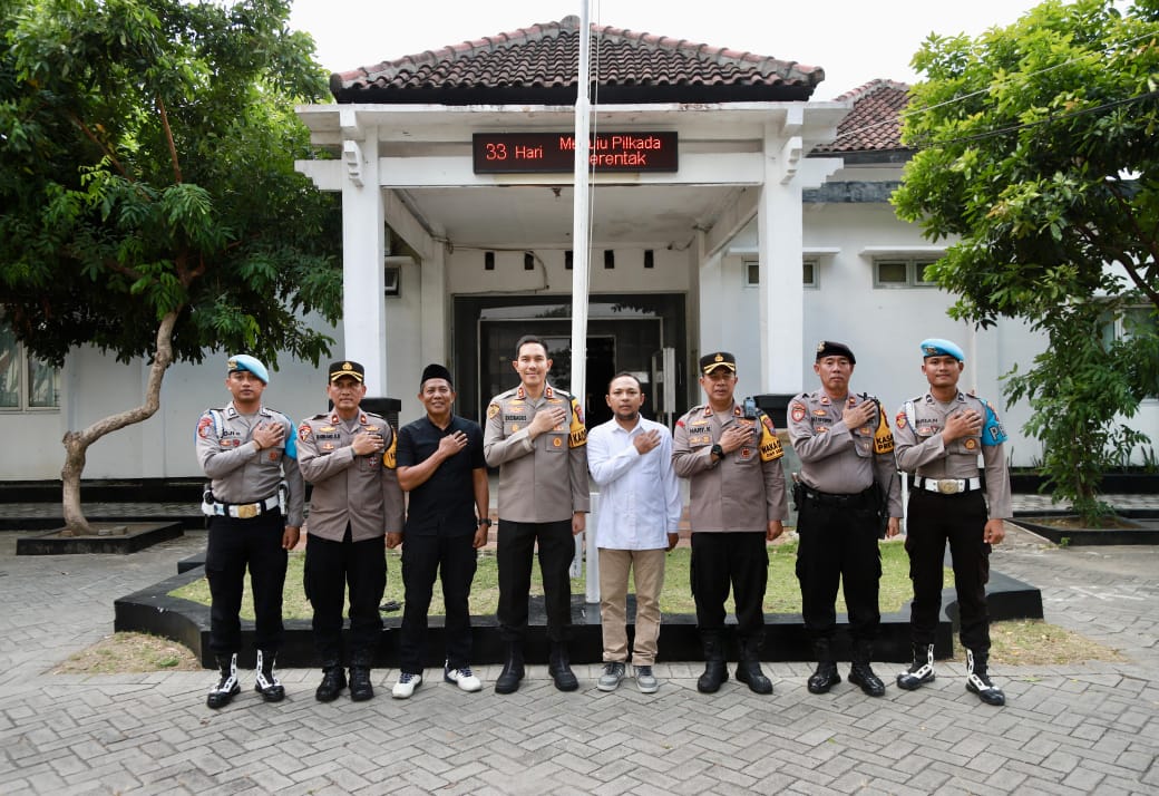 Kapolres Jombang Pastikan Keamanan dan Kesiapan Pilkada 2024,Cek Logistik KPU Jombang