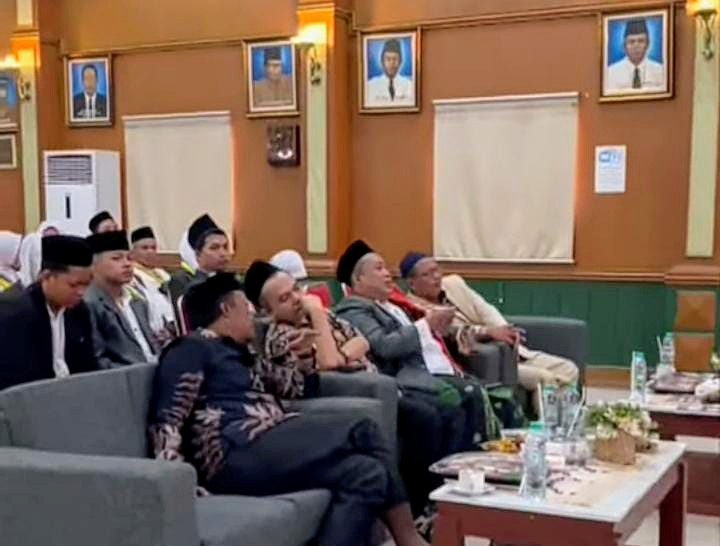 Gus Sentot Hadiri Wisuda PG TARJIM Dan PGPI BMO At-Tartil Jombang