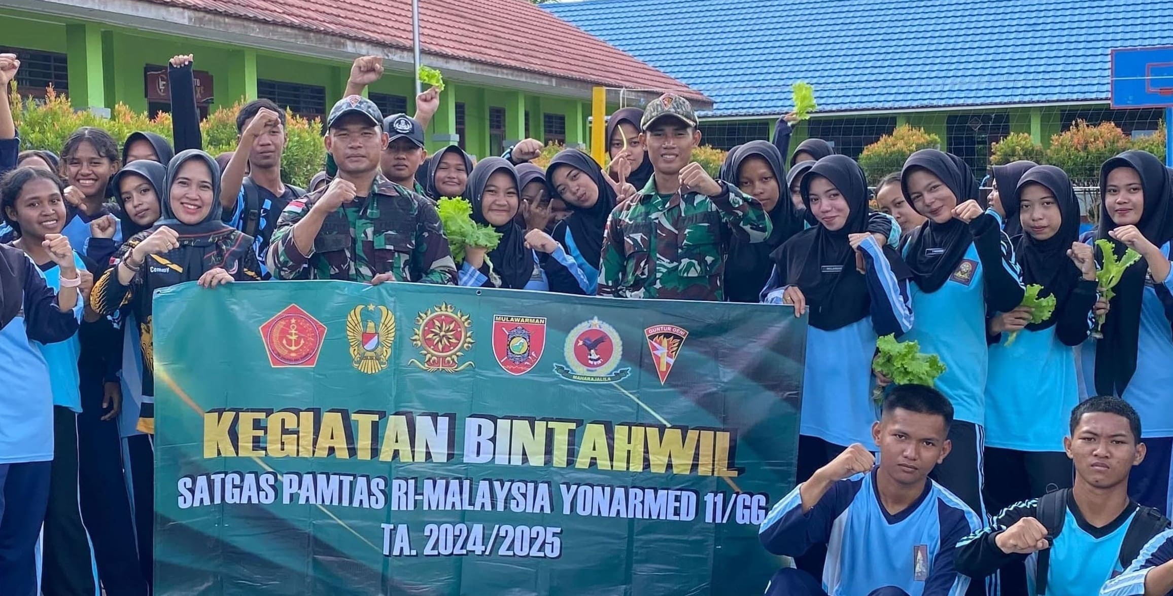 Satgas Pamtas 11 Yonarmed 11 Kostrad Laksanakan Senam Bersama SMAN 1 Sebatik Tengah