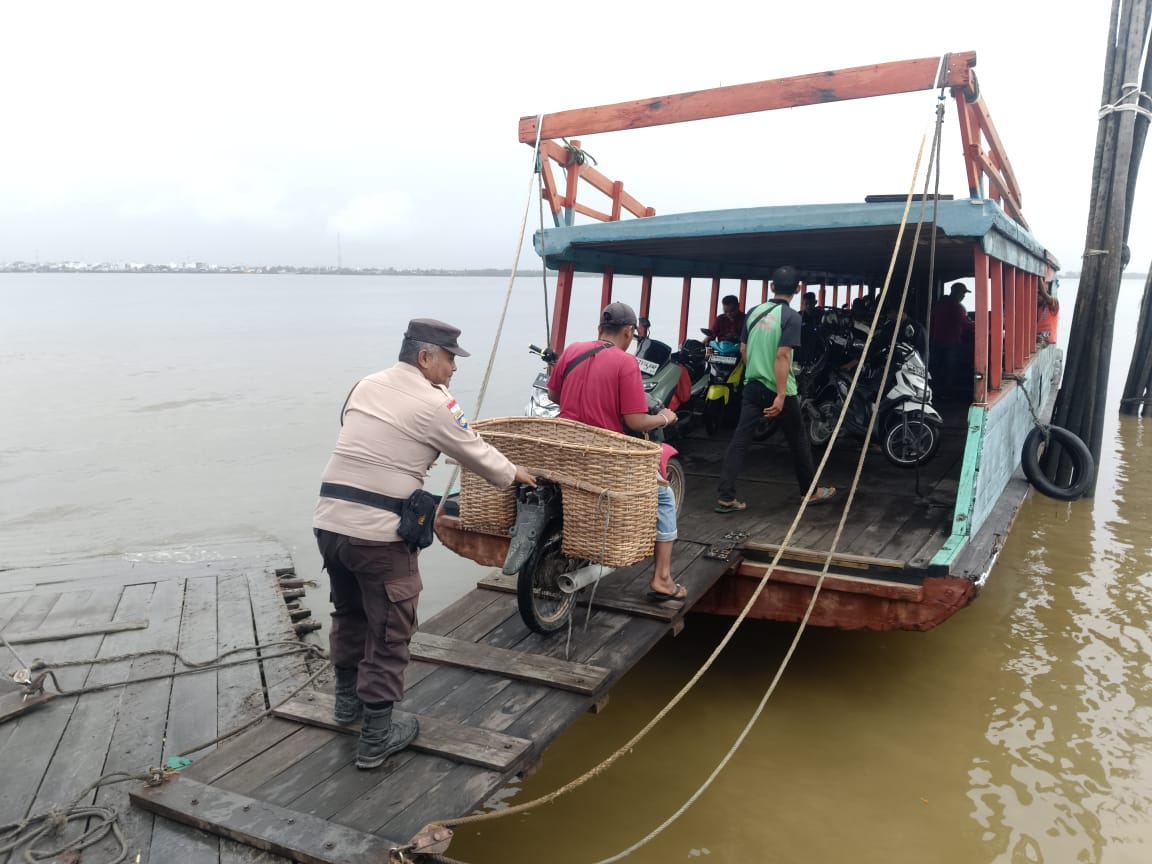 Pastikan Perayaan Imlek Aman,Polsek Rangsang Barat Pantau Pelabuhan Kempang