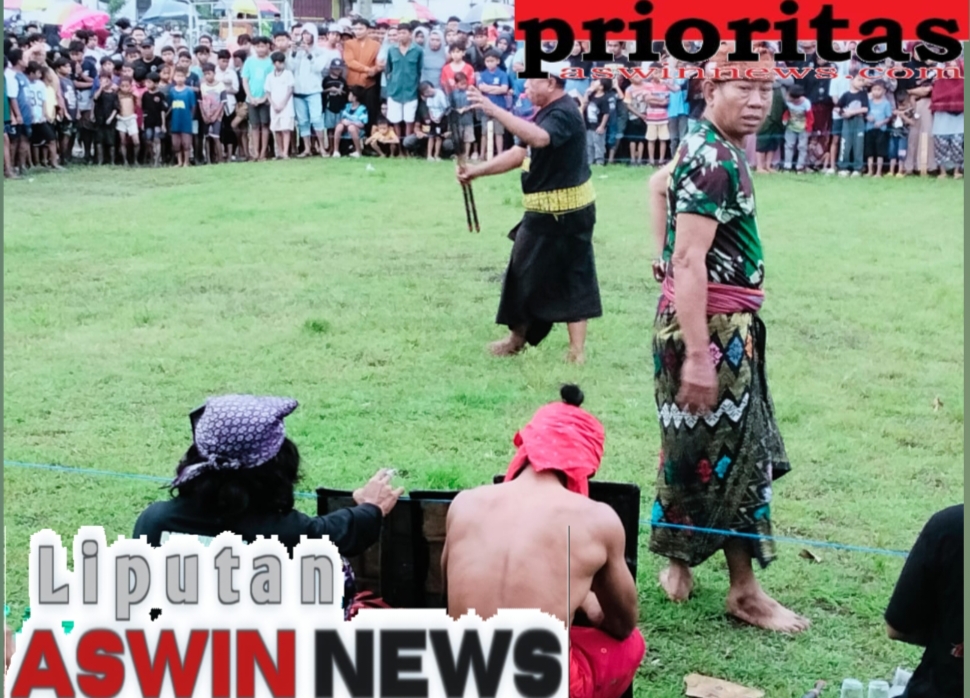 Festival Peresean Di Lapangan Jontlak Resmi Dimulai, Ombak Tenang Vs Doraemon Buka Hari Pertama