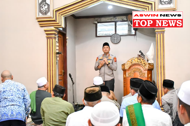 Kapolda Jabar Sholat Jumat Keliling dan Silaturahmi ke Ponpes Al-Khairiyah, Perkuat Sinergitas Polri dengan Ulama