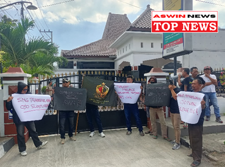 Puluhan Massa Ormas Brandal Alif Demo di Kejari Rembang, Desak Tangkap AWI Kasus TPP Dindikpora